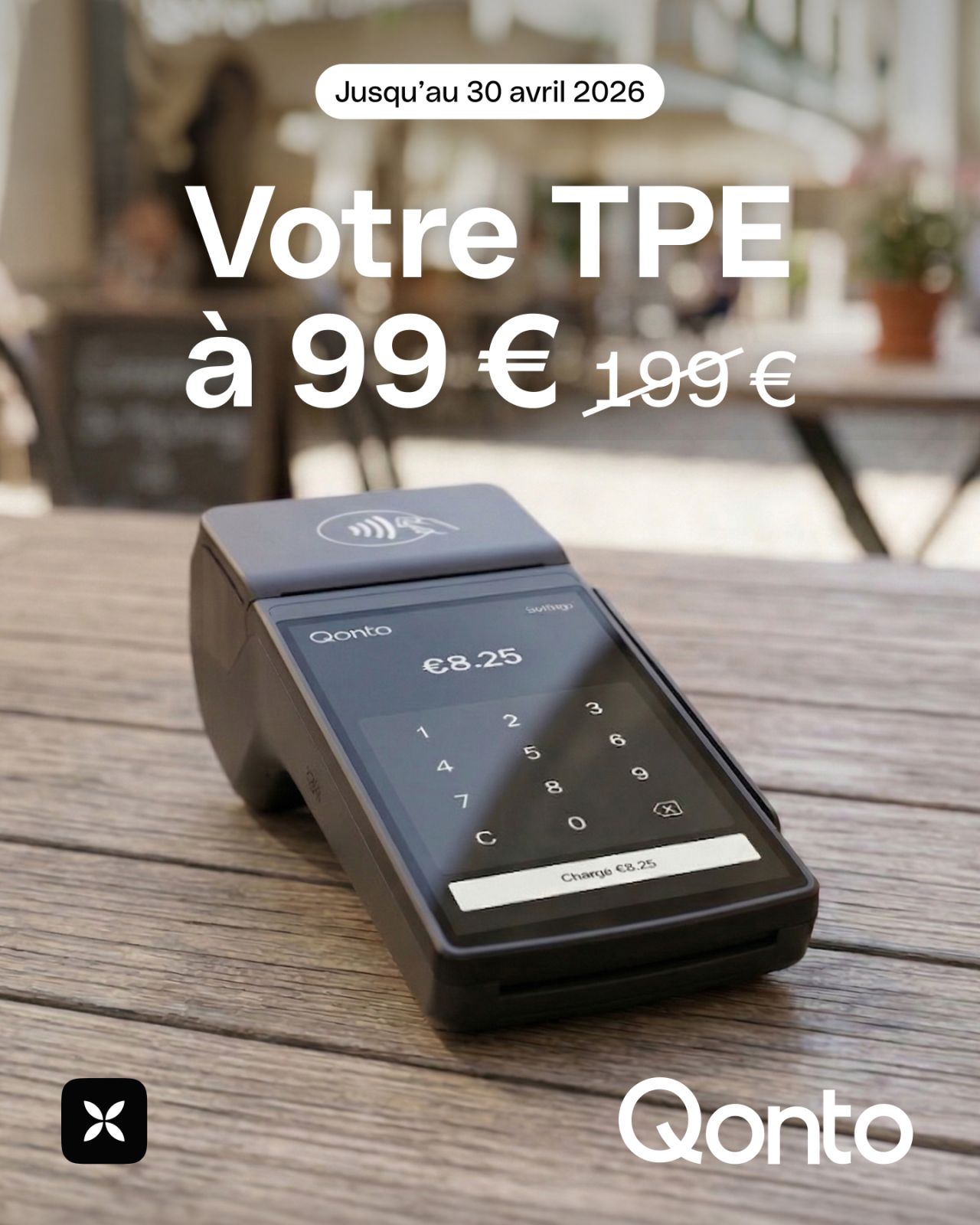 Qonto POS terminal on a cafe table with a promotional price of 99 euros reduced from 199 euros